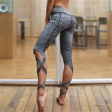 Load image into Gallery viewer, Ballerina Style Capris Active Leggings